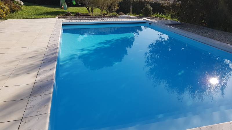 piscine au sel (électrolyseur+sel) sur le var - JCE Piscines Desjoyaux -  JCE Piscines Desjoyaux